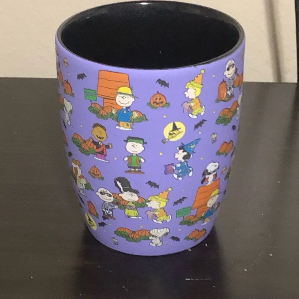 Peanuts Soft Touch Charlie Brown And Gang Oversized Mug 25 Oz Halloween New